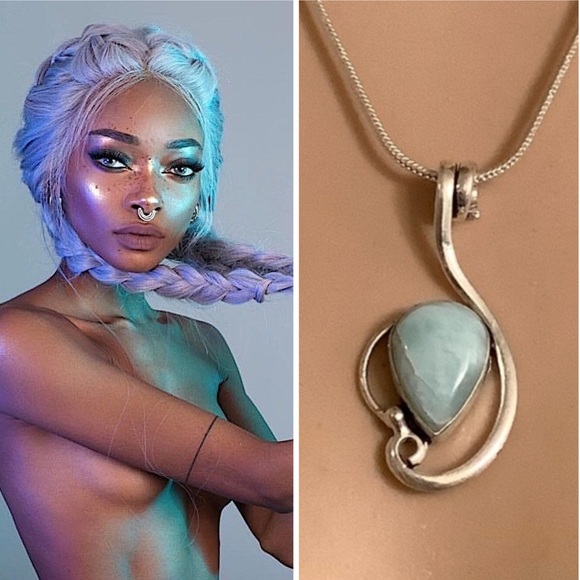 🌸 LARIMAR NECKLACE PENDANT OPAL DESIGN CRESCENT BOHO CHIC BOHEMIAN SILVER BLUE - Picture 8 of 8